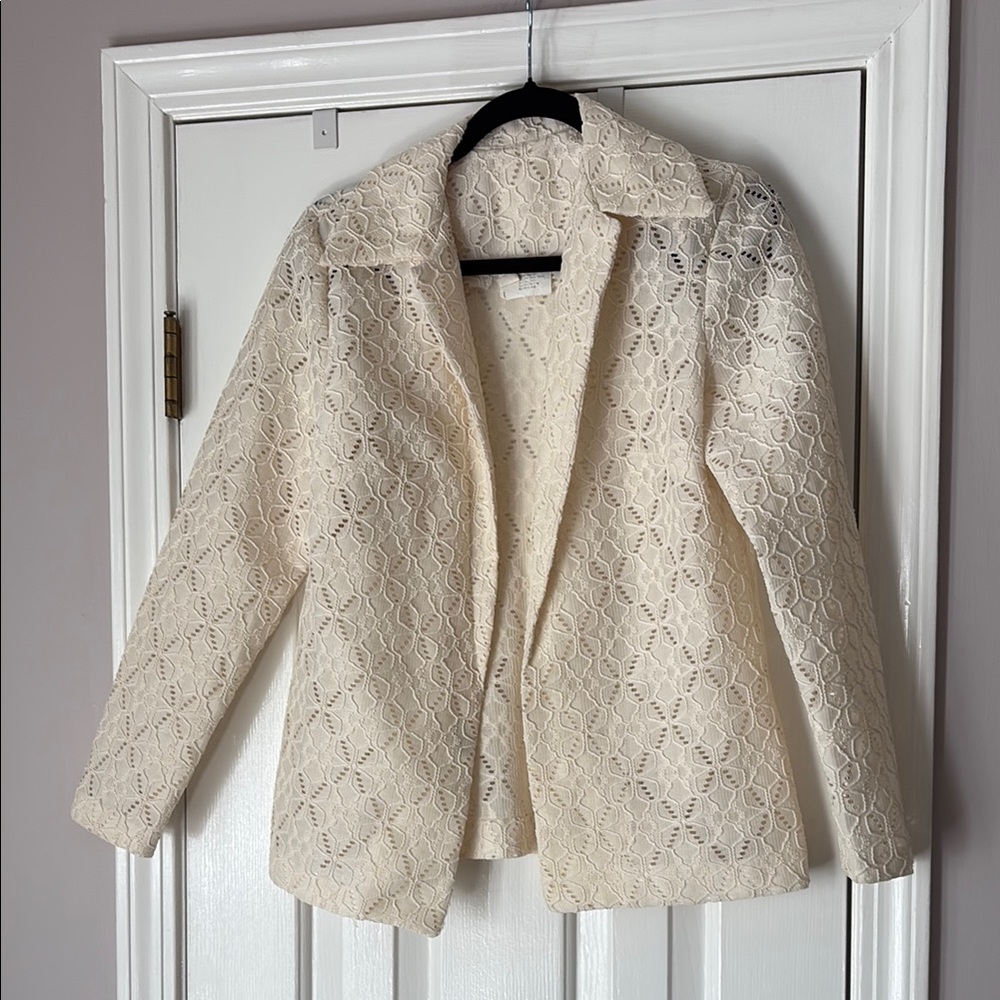 Lace-Textured Cream Jacket - Women's Lightweight Coat